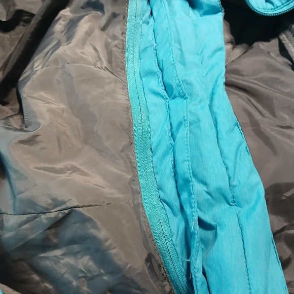 Tangerine Hooded Zip Puffer Vest - Picture 5 of 6